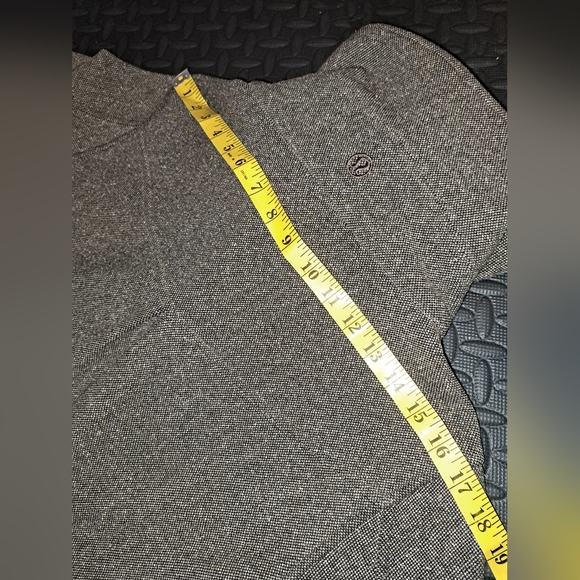 Audrey tweed Lululemon atheltica jacket - Picture 15 of 16